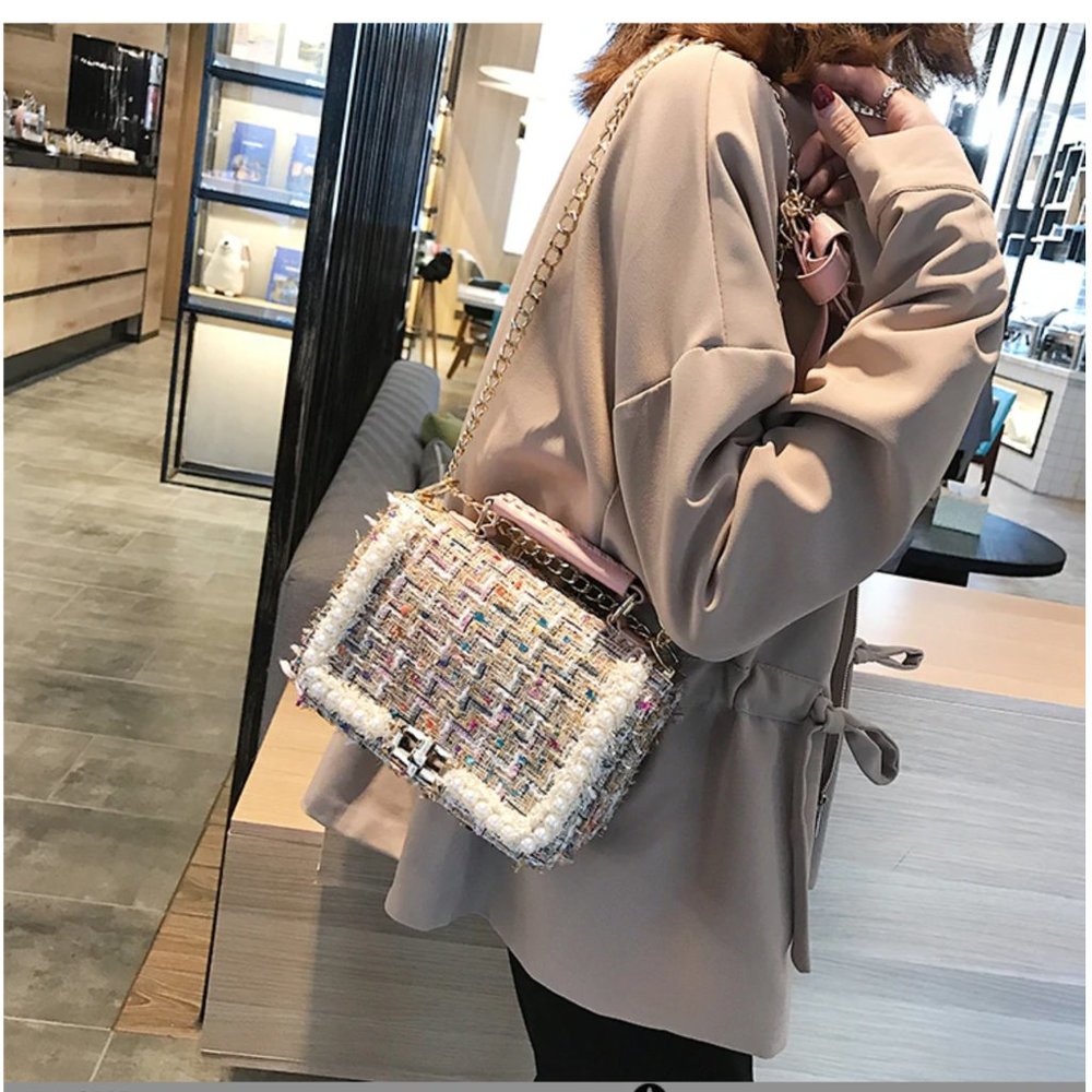 Magical Woolen Pink Crossbody Bag - Picture 5 of 5